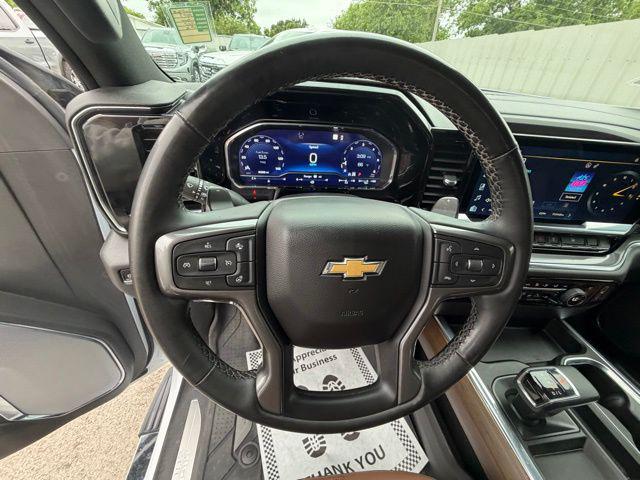 2023 Chevrolet Silverado 1500 4WD Crew Cab Short Bed High Country