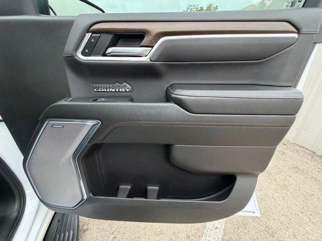 2023 Chevrolet Silverado 1500 4WD Crew Cab Short Bed High Country