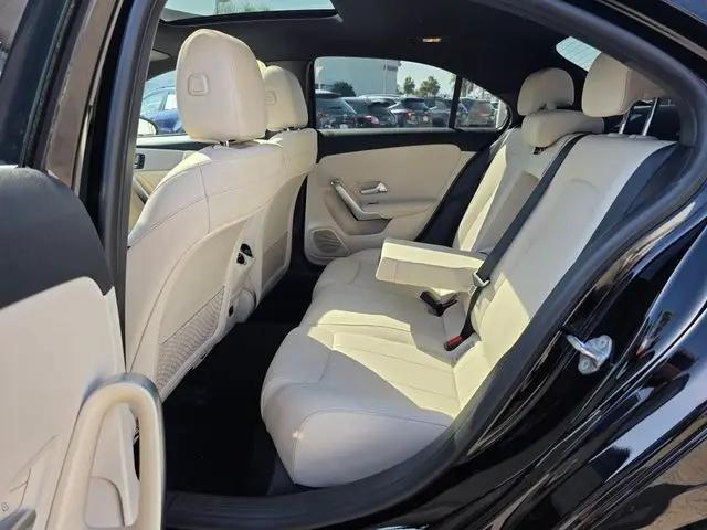 2021 Mercedes-Benz A 220 A 220