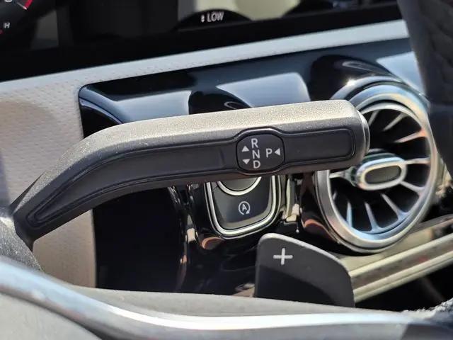 2021 Mercedes-Benz A 220 A 220