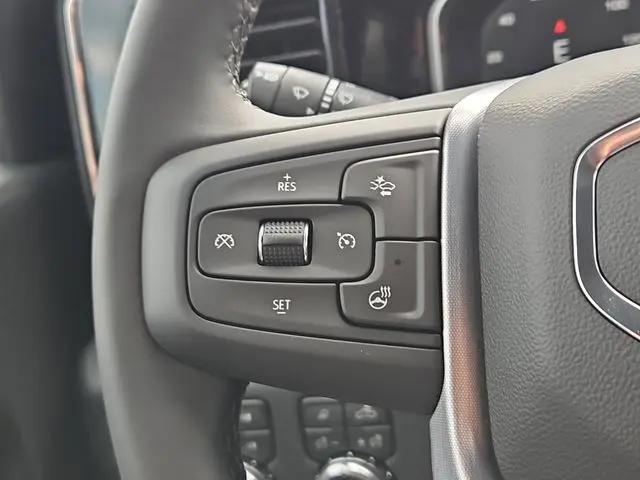 2026 GMC Sierra 2500HD Crew Cab, Standard Bed, SLT, 4WD
