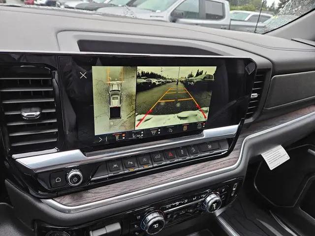 2026 GMC Sierra 1500 Crew Cab, Standard Bed, SLT, 4WD