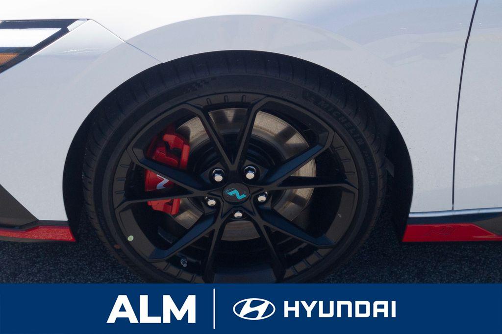 New 2026 White HYUNDAI Sedan image 12