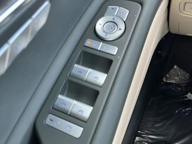 2026 Genesis GV80 2.5T Select AWD