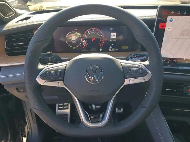 2026 Volkswagen Tiguan SEL R-Line Turbo