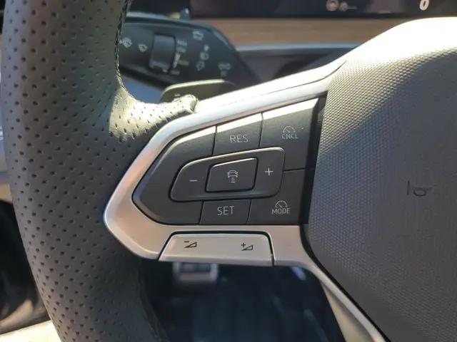 2026 Volkswagen Tiguan SEL R-Line Turbo