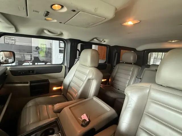 2006 HUMMER H2 Base