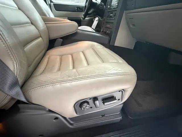 2006 HUMMER H2 Base