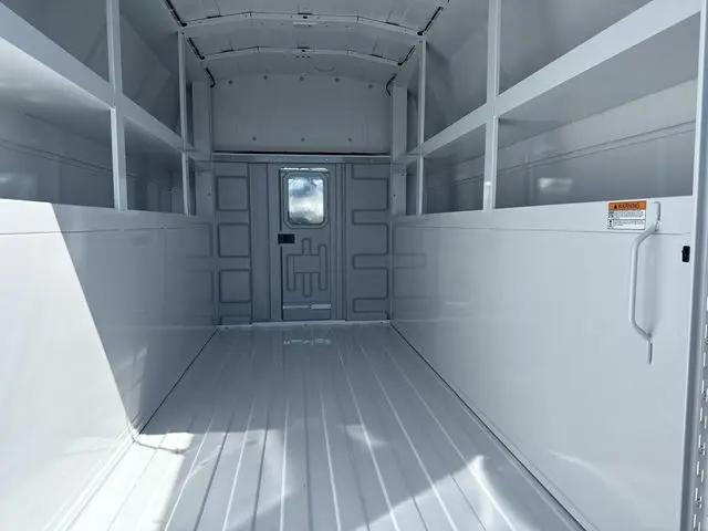 2026 Ford E-350 Cutaway E-Series Cutaway