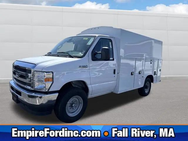 2026 Ford E-350 Cutaway E-Series Cutaway for sale in Fall River, MA