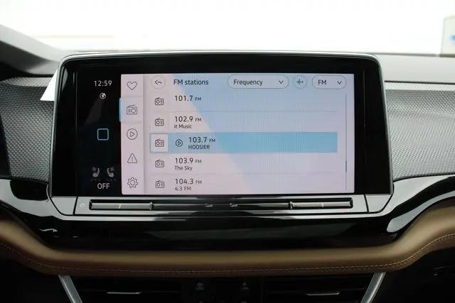 2026 Volkswagen Atlas Cross Sport SEL R-Line Black