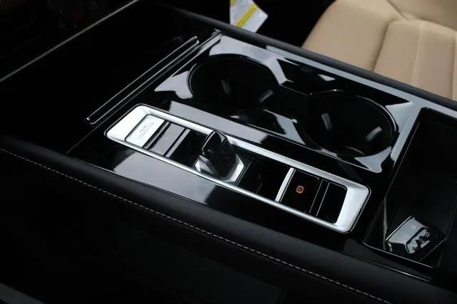 2026 Volkswagen Atlas Cross Sport SEL R-Line Black