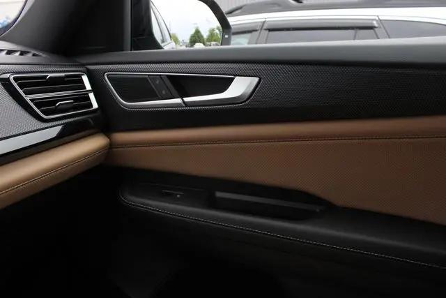 2026 Volkswagen Atlas Cross Sport SEL R-Line Black