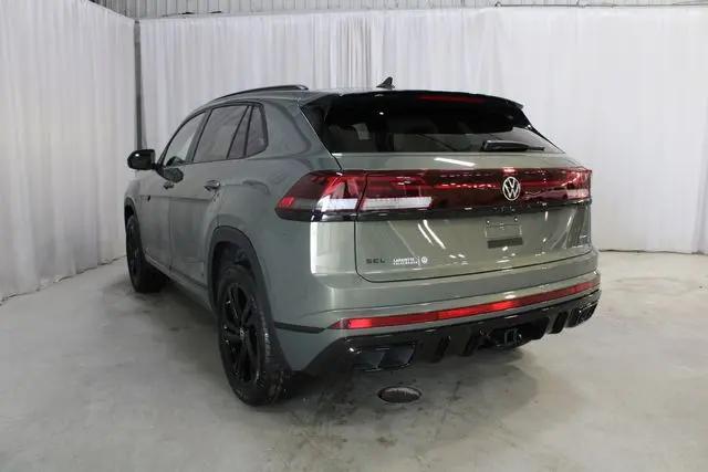 2026 Volkswagen Atlas Cross Sport SEL R-Line Black