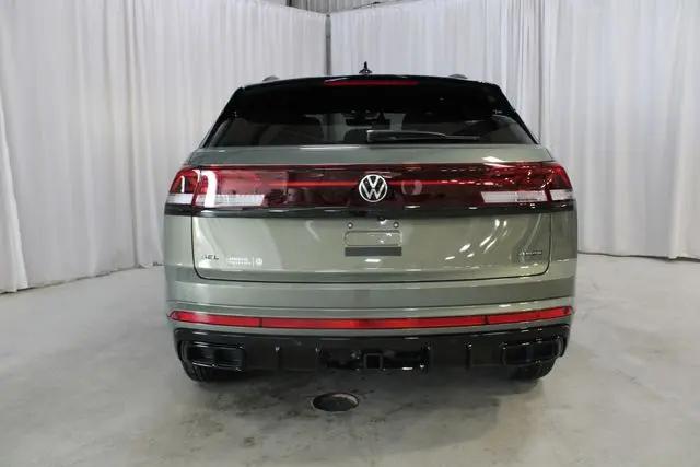 2026 Volkswagen Atlas Cross Sport SEL R-Line Black