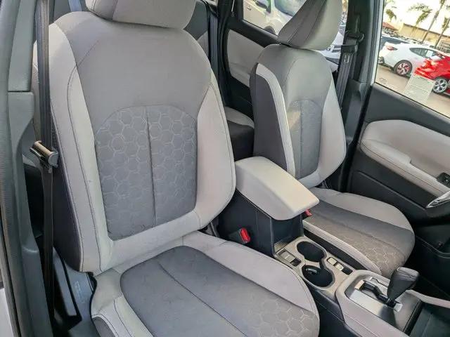 2025 Subaru Forester Base