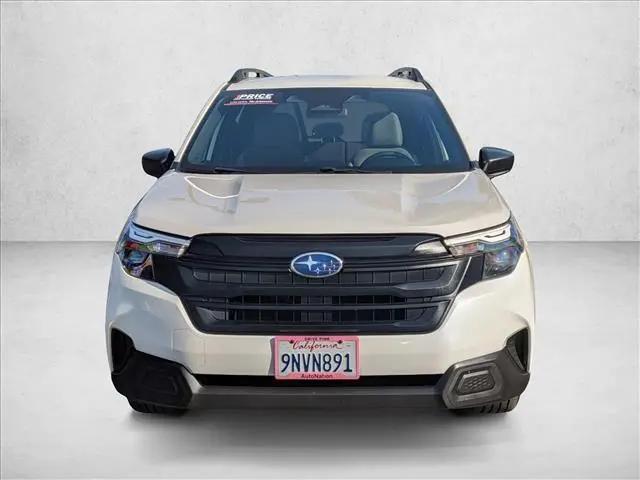 2025 Subaru Forester Base