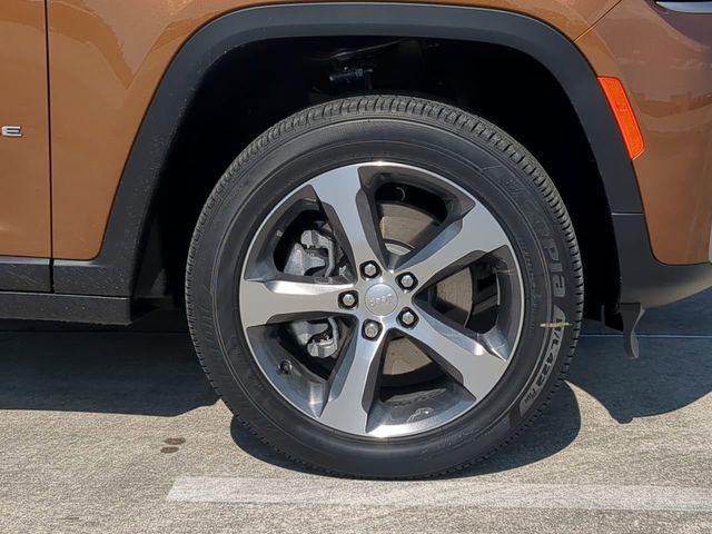 2026 Jeep Grand Cherokee L Limited 4x2
