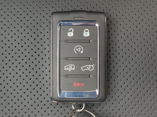 2026 Jeep Grand Wagoneer Summit Reserve 4x4
