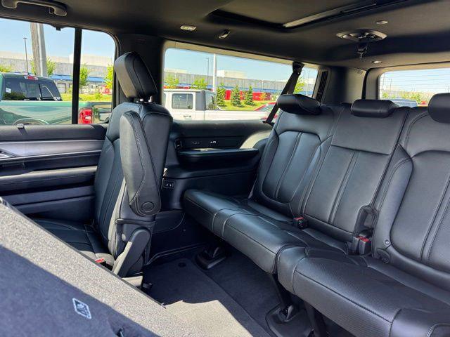 2026 Jeep Grand Wagoneer L Limited Reserve 4x4