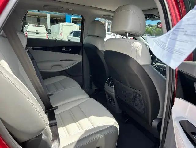 2017 Kia Sorento 3.3L SX