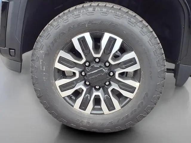 2026 GMC Sierra 2500HD Crew Cab, Standard Bed, Denali Ultimate, 4WD