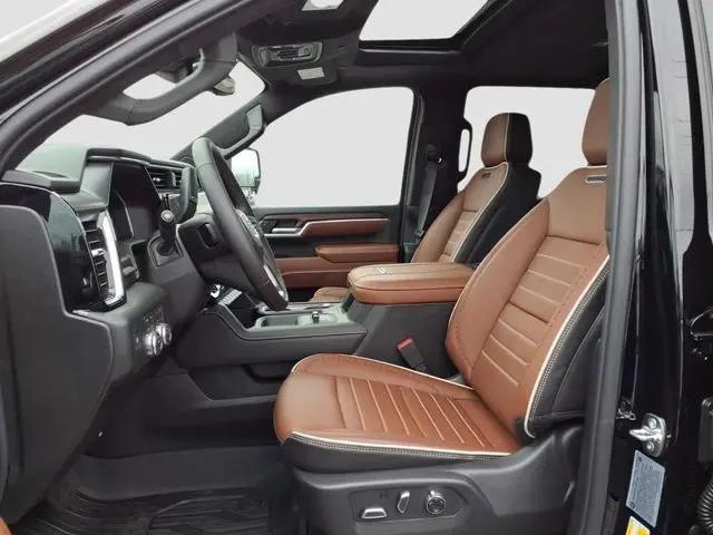 2026 GMC Sierra 2500HD Crew Cab, Standard Bed, Denali Ultimate, 4WD