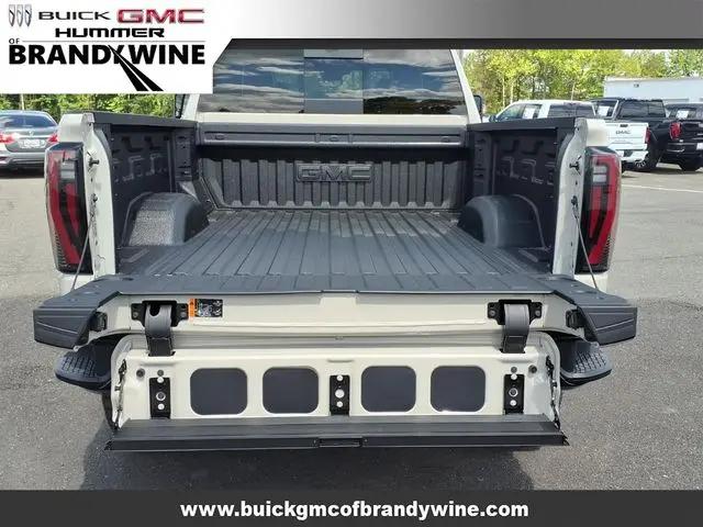 2026 GMC Sierra 2500HD Crew Cab, Standard Bed, AT4X, 4WD