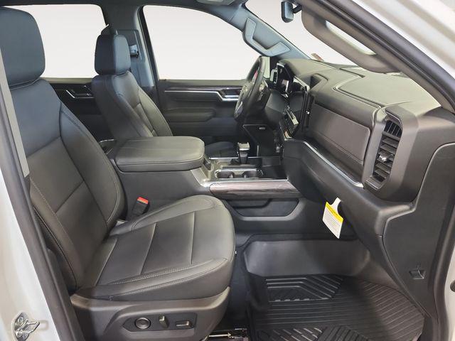 2026 Chevrolet Silverado 1500 4WD Crew Cab Short Bed LTZ