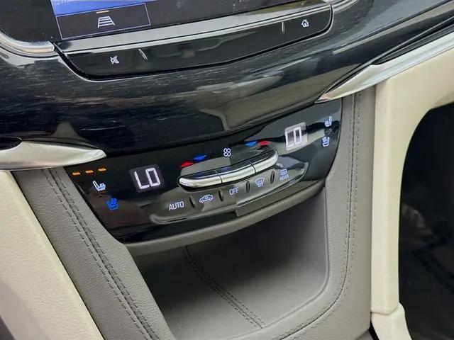 2023 Cadillac XT6 FWD Premium Luxury