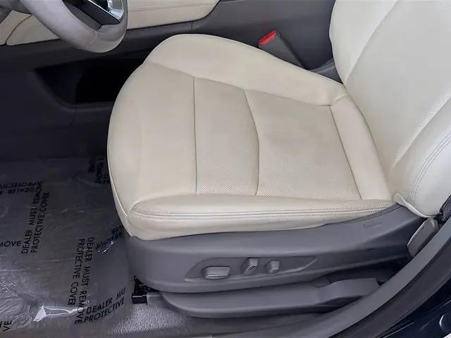 2023 Cadillac XT6 FWD Premium Luxury