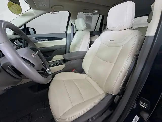 2023 Cadillac XT6 FWD Premium Luxury