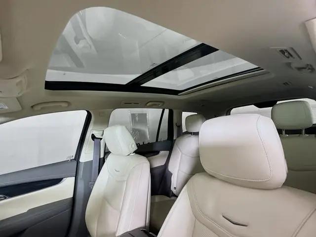 2023 Cadillac XT6 FWD Premium Luxury