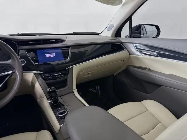 2023 Cadillac XT6 FWD Premium Luxury