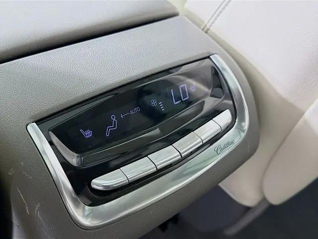 2023 Cadillac XT6 FWD Premium Luxury