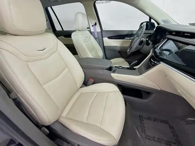2023 Cadillac XT6 FWD Premium Luxury