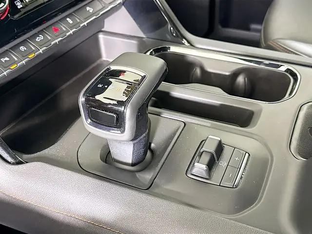 2026 GMC Sierra 1500 Crew Cab, Standard Bed, AT4, 4WD