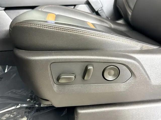 2026 GMC Sierra 1500 Crew Cab, Standard Bed, AT4, 4WD