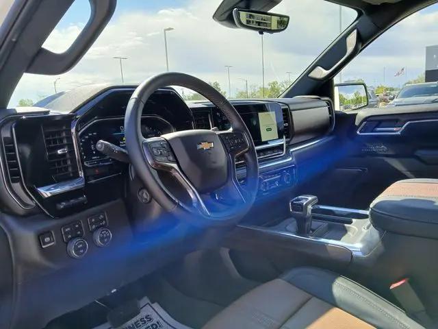 2025 Chevrolet Silverado 1500 4WD Crew Cab Short Bed High Country