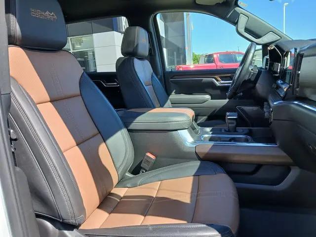 2025 Chevrolet Silverado 1500 4WD Crew Cab Short Bed High Country