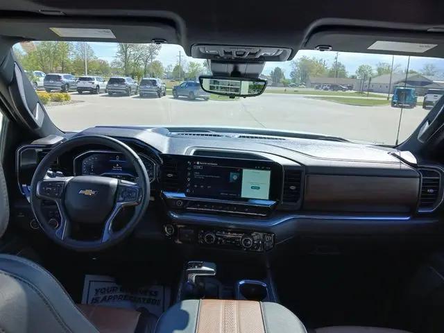 2025 Chevrolet Silverado 1500 4WD Crew Cab Short Bed High Country