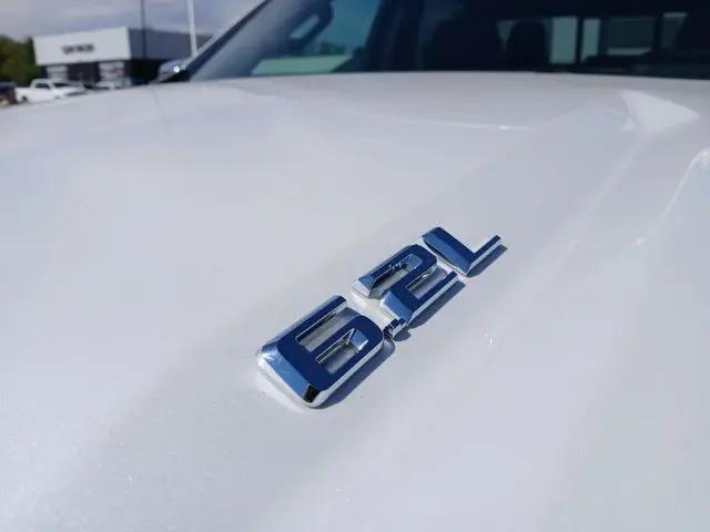 2025 Chevrolet Silverado 1500 4WD Crew Cab Short Bed High Country
