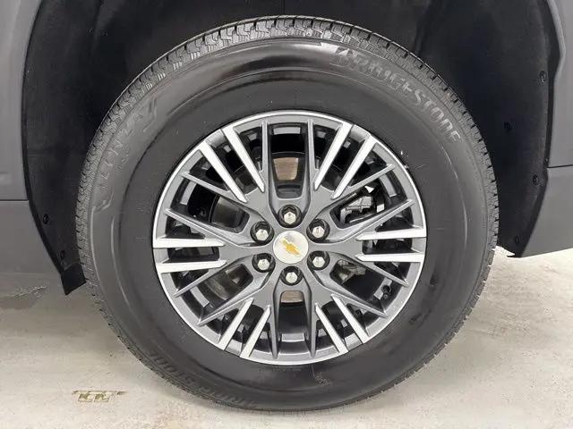2026 Chevrolet Traverse AWD LT