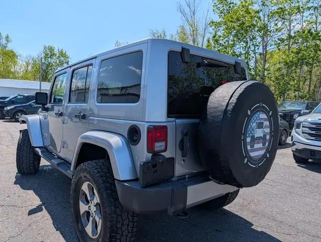 2017 Jeep Wrangler Unlimited Sahara 4x4