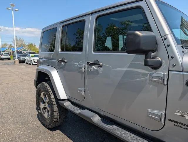 2017 Jeep Wrangler Unlimited Sahara 4x4
