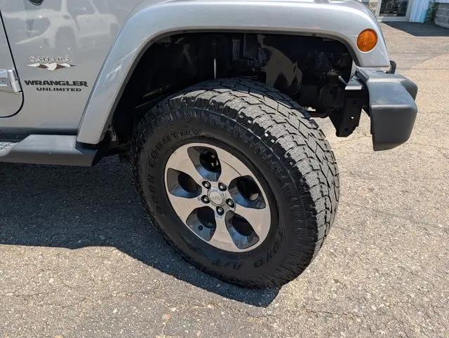 2017 Jeep Wrangler Unlimited Sahara 4x4