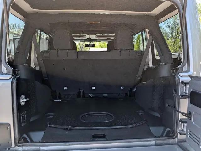 2017 Jeep Wrangler Unlimited Sahara 4x4