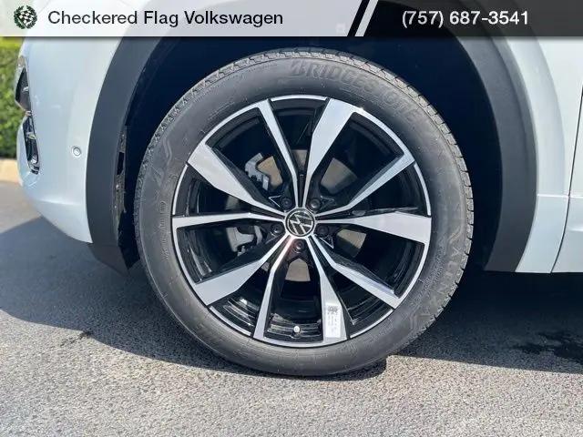 2026 Volkswagen Atlas SEL Premium R-Line