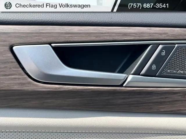 2026 Volkswagen Atlas SEL Premium R-Line