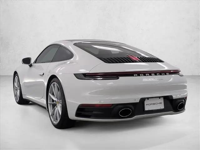 2022 Porsche 911 Carrera